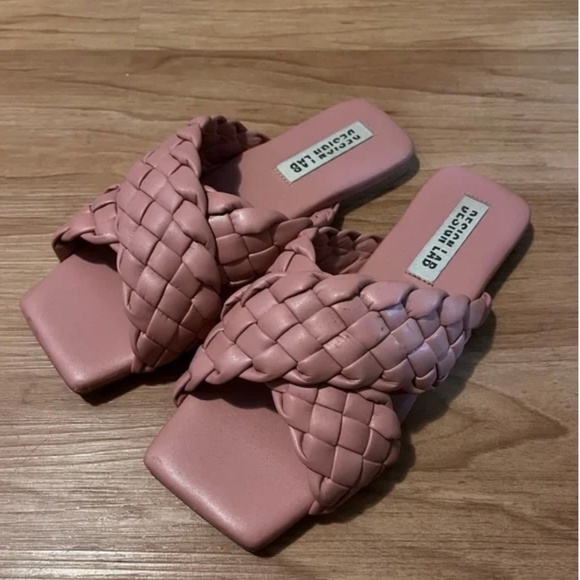 DESIGN LAB| ROSIE BRAIDED SANDALS - Picture 1 of 7